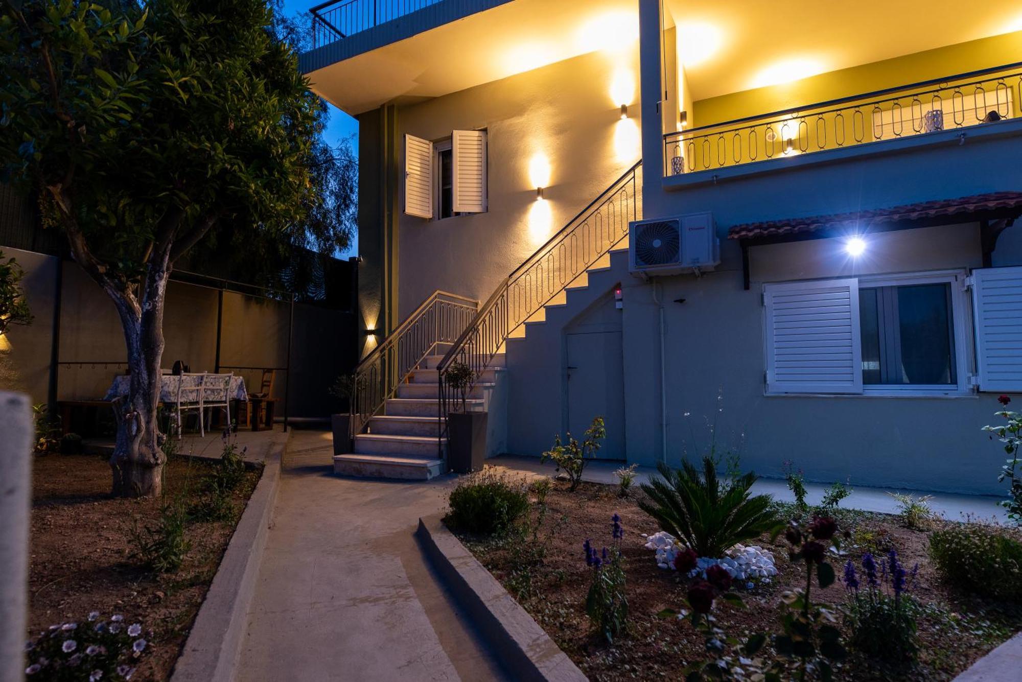 Demi'S Apartments Near Athen'S Airport Artémida Eksteriør bilde